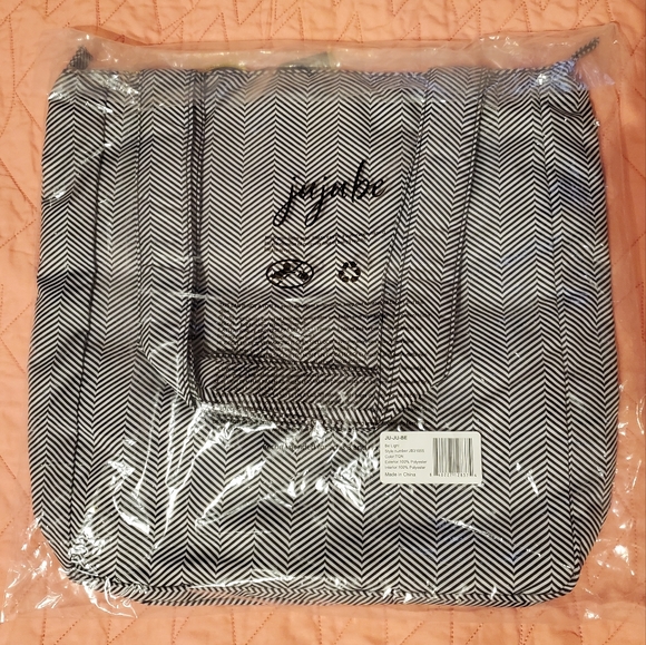 Jujube Be Light - Picture 2 of 2